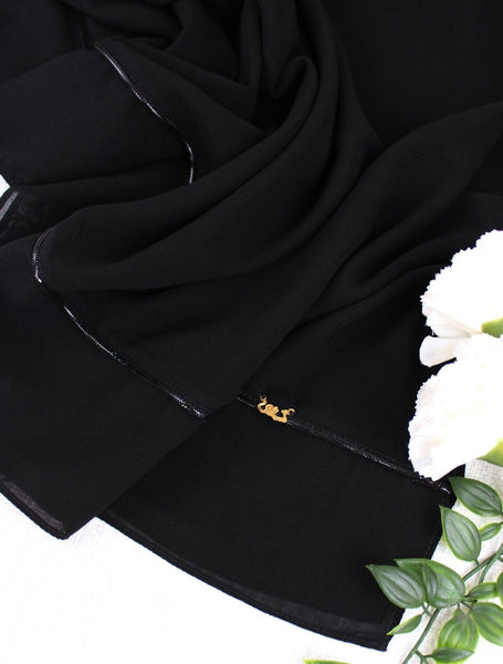 Elegant Strip Scarf - fusionstore.ae